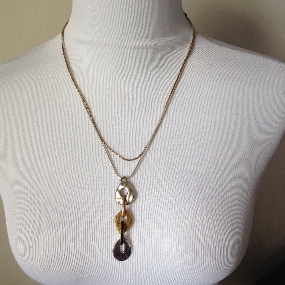 Chico's necklace